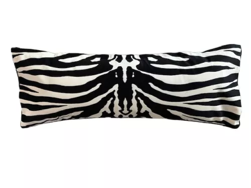 Einzigartig und handgefertigt  Kissen Zebrafell 80x30cm