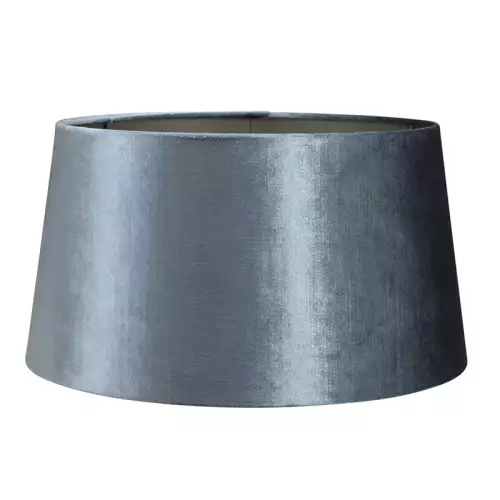 Einzigartig und handgefertigt  Venus 26 eisblau auf taupe Halfhoog