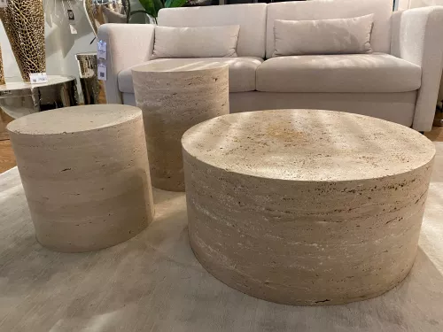 Einzigartig und handgefertigt  Salontable Travertine